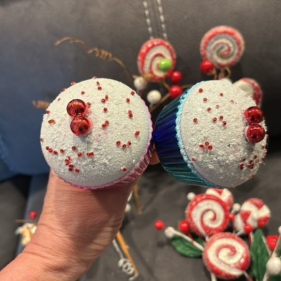 Bundle/15 VINTAGE CHRISTMAS PEPPERMINT CANDY & GINGERBREAD REINDEER THEMED PICKS - Picture 15 of 17